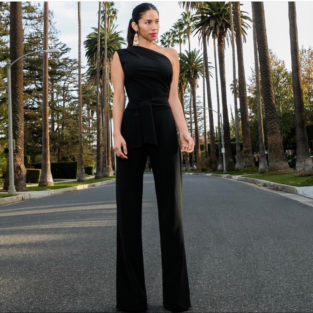 The One Shoulder “Nix” Jumpsuit by @Shopfksp